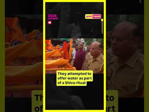 Police stop Hindu Mahasabha women attempting to offer water at Taj Mahal